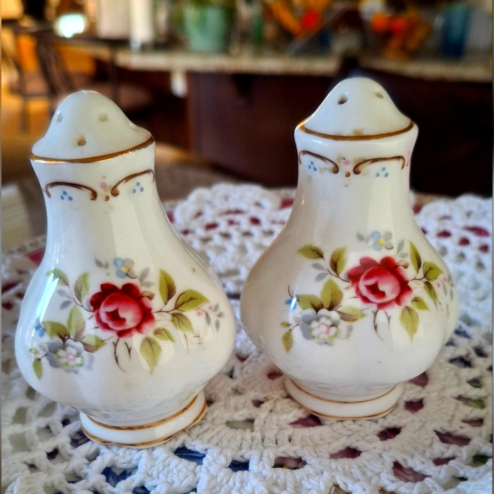 Vintage Royal Albert Floral Ceramic Salt and Pepper Shakers